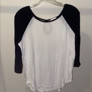 Tilly’s Full Tilt 3/4 Sleeve Baseball Tee